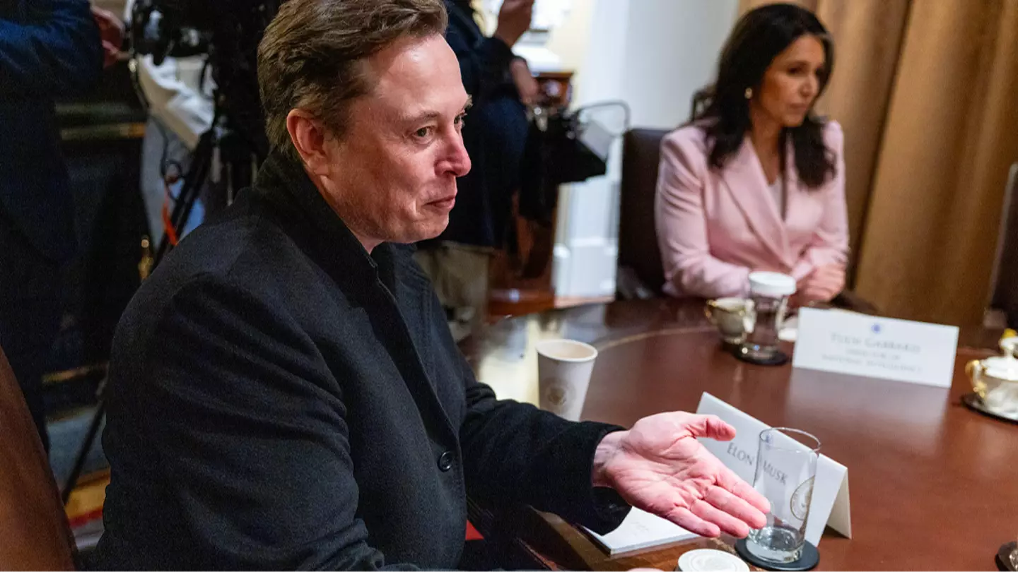 Elon Musk savagely trolled after people spot what was written on his piece of paper during cabinet meeting