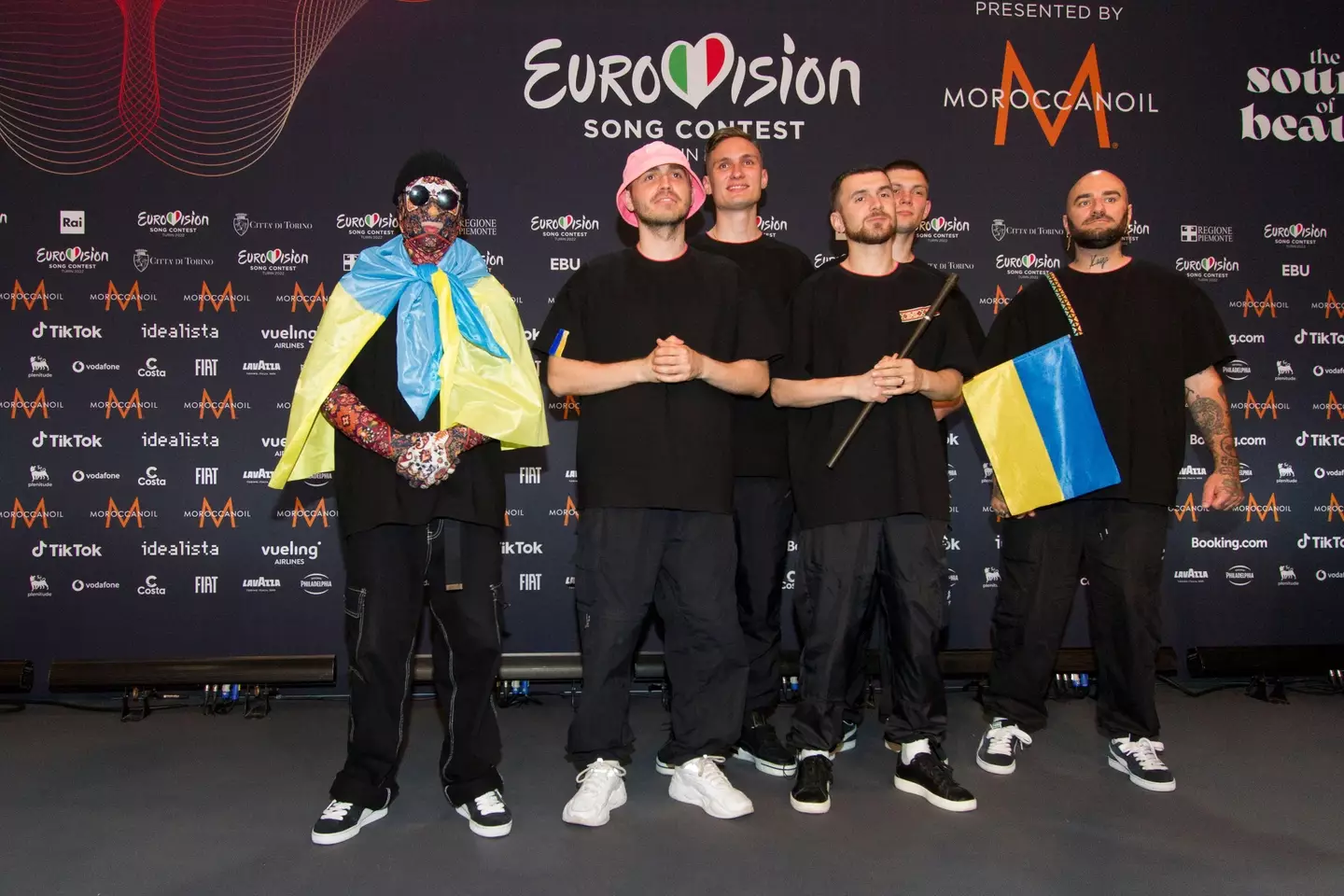 Ukrainian President Volodymyr Zelenskyy has promised to try and host next year's Eurovision song contest in Mariupol.