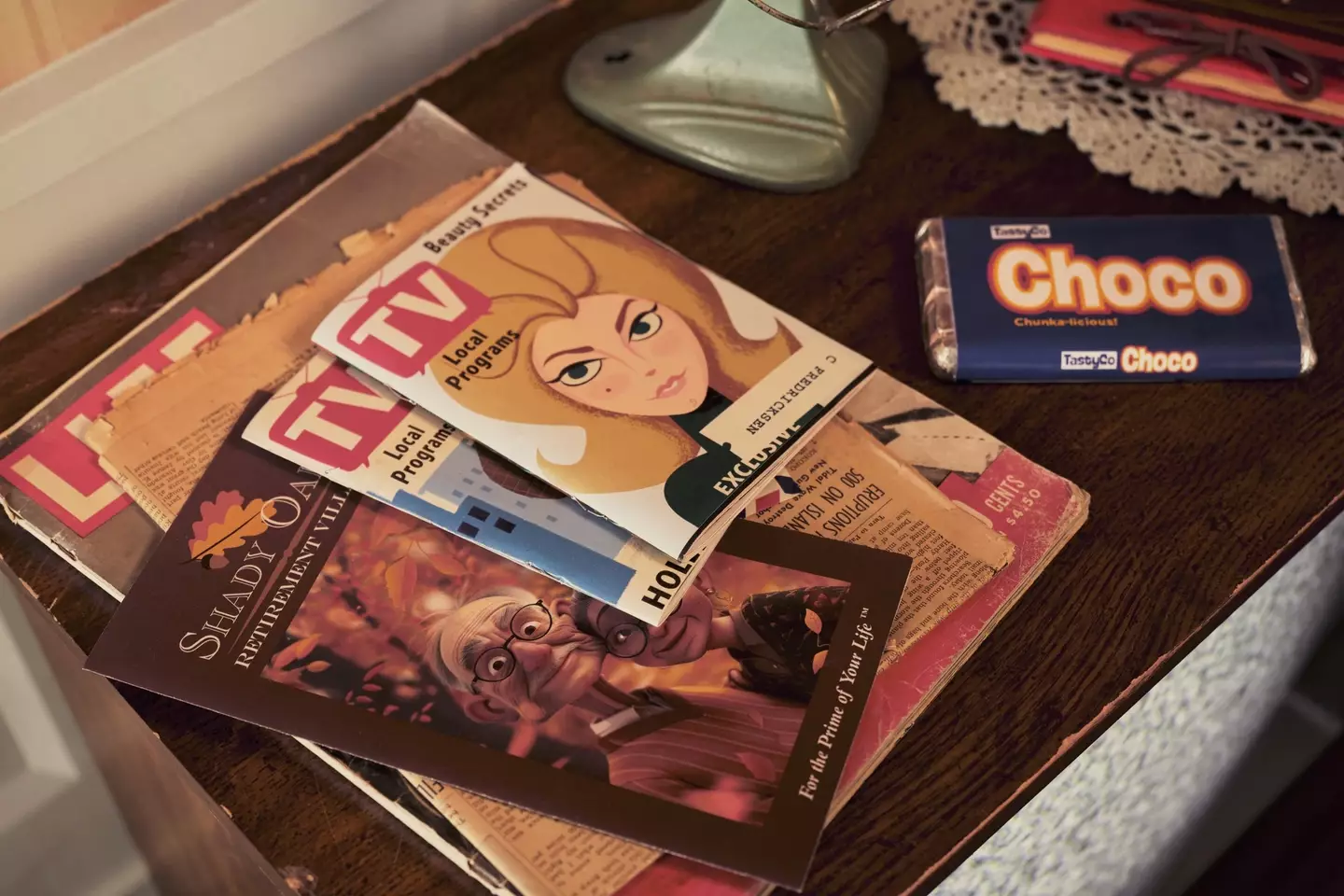 The home even features tiny details from the movie. (Airbnb)