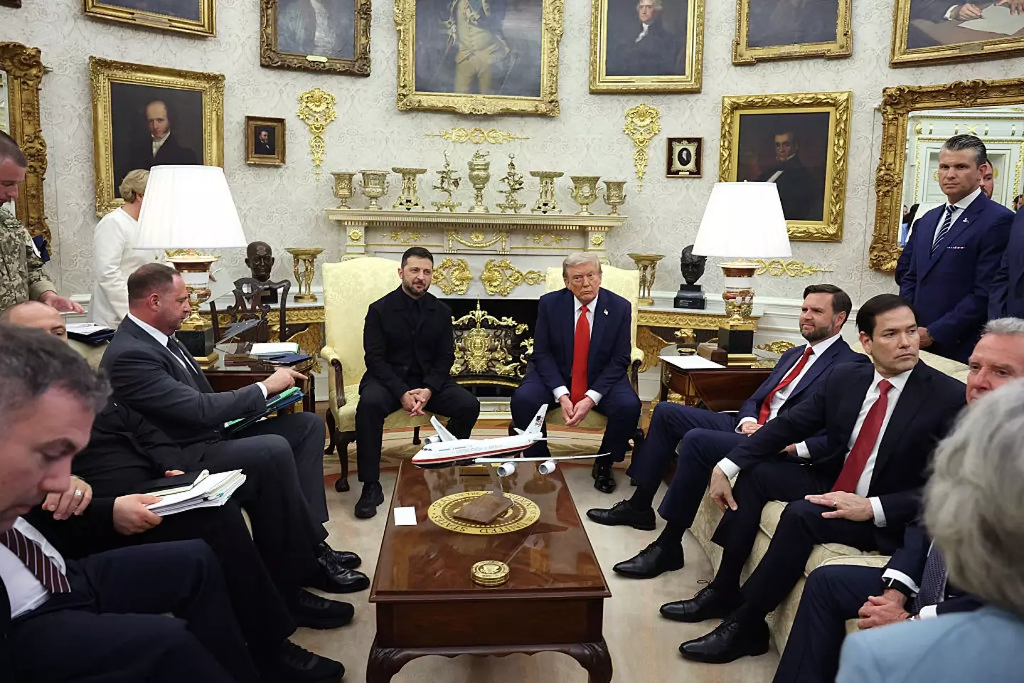 The Oval Office is looking noticeably more sparkly (Anna Moneymaker/Getty Images)