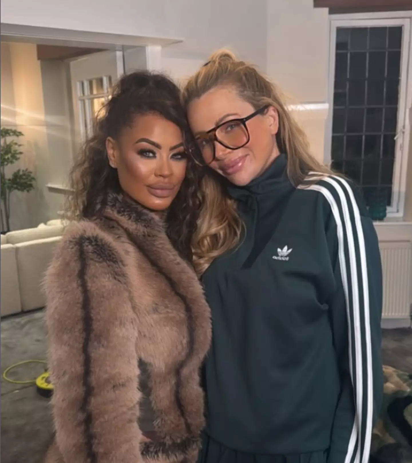 Chelsea Robinson revealed all to Olivia Attwood (miss_robinson95/instagram)