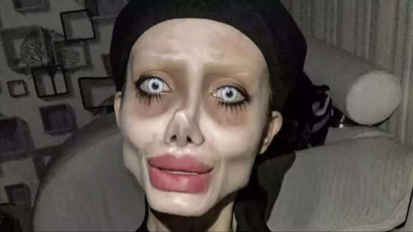 'Zombie Angelina Jolie' revealed her real face after she was released from prison