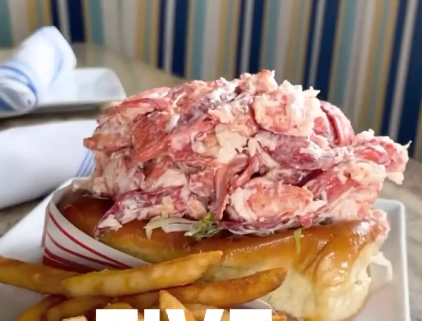 The sandwich features one pound of meat. (Instagram/@joefishne)