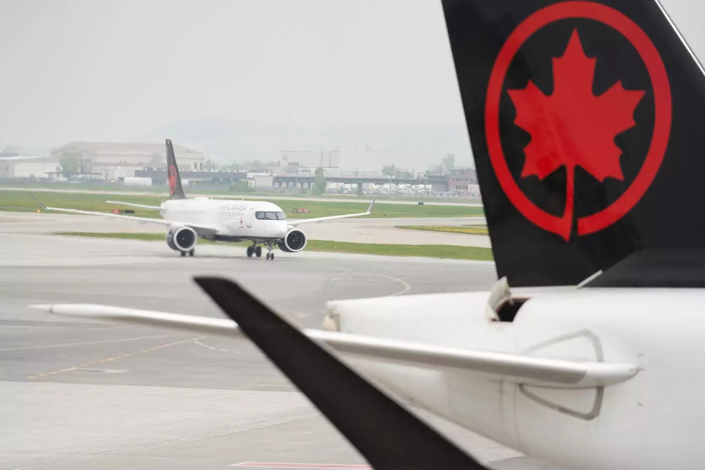 The couple were flying from Vancouver to Las Vegas.