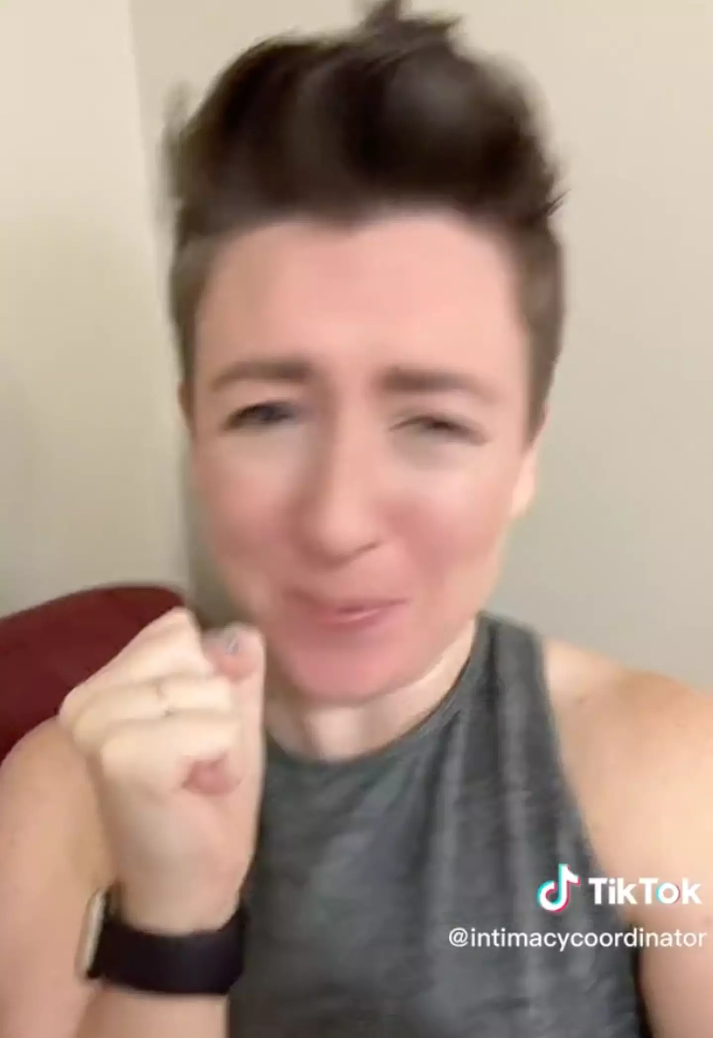 An intimacy coordinator has spoken out about Millie Bobby Brown's treatment of her scene partner.