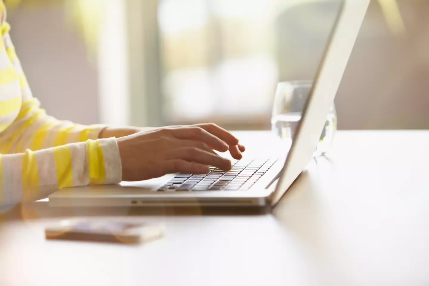 Long hours are undoubtedly a recipe for burnout. (Getty Stock Images)