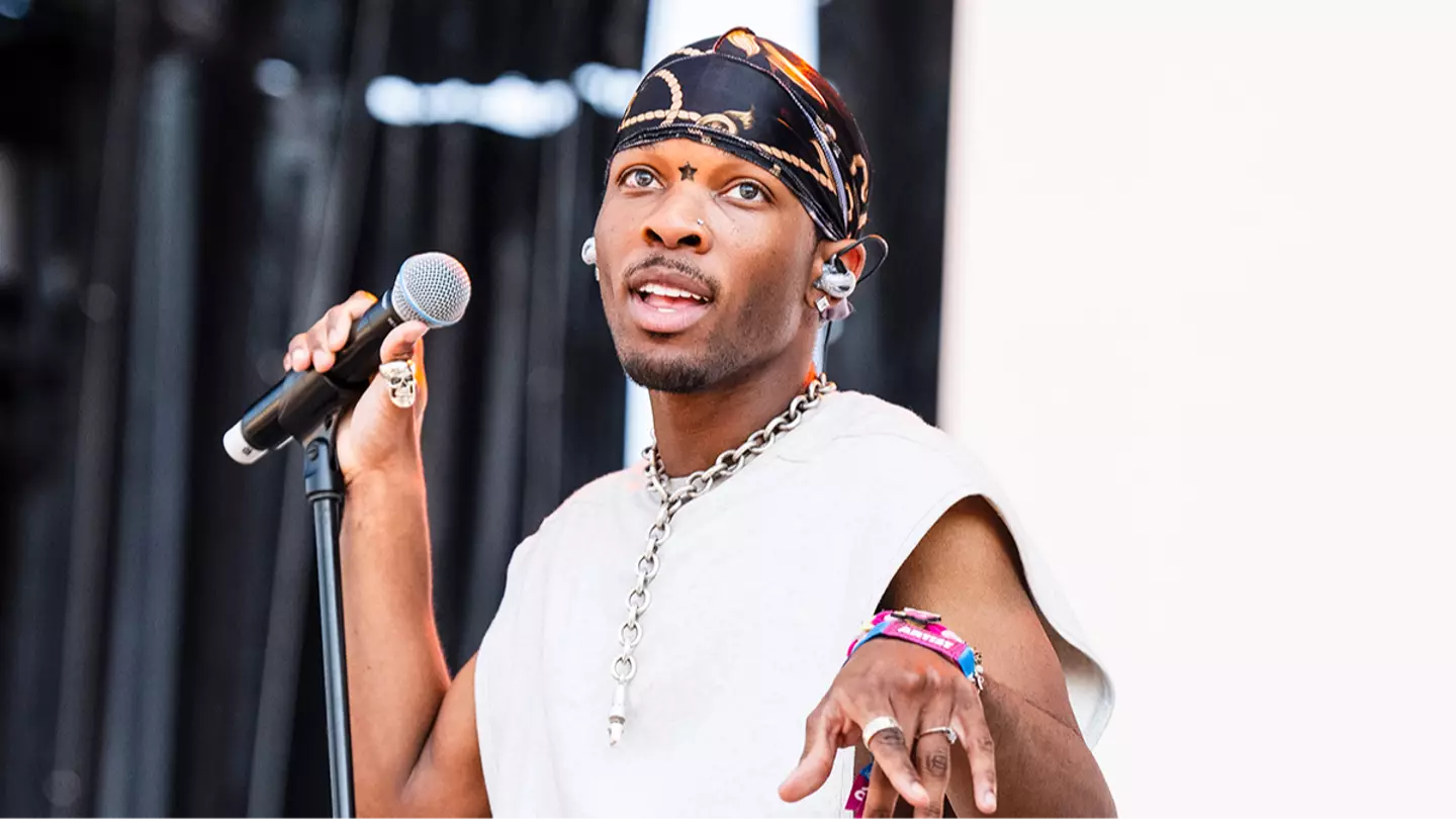 Private investigator speaks out about items found in D4vd’s home after 15-year-old was found dead in Tesla