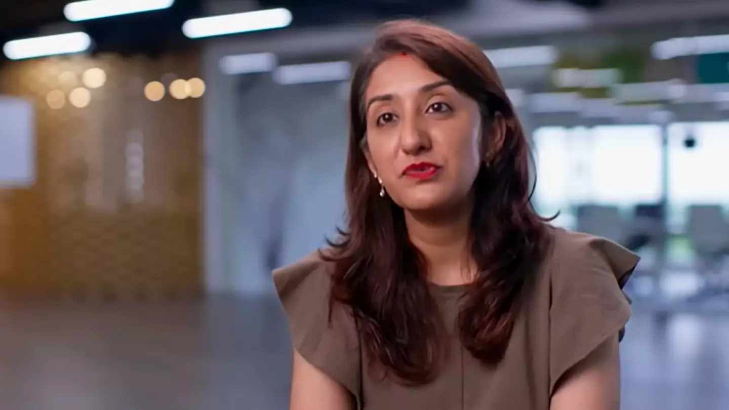 Woman who travels to work by plane every single day because it's cheaper than living in city reveals cost of rent