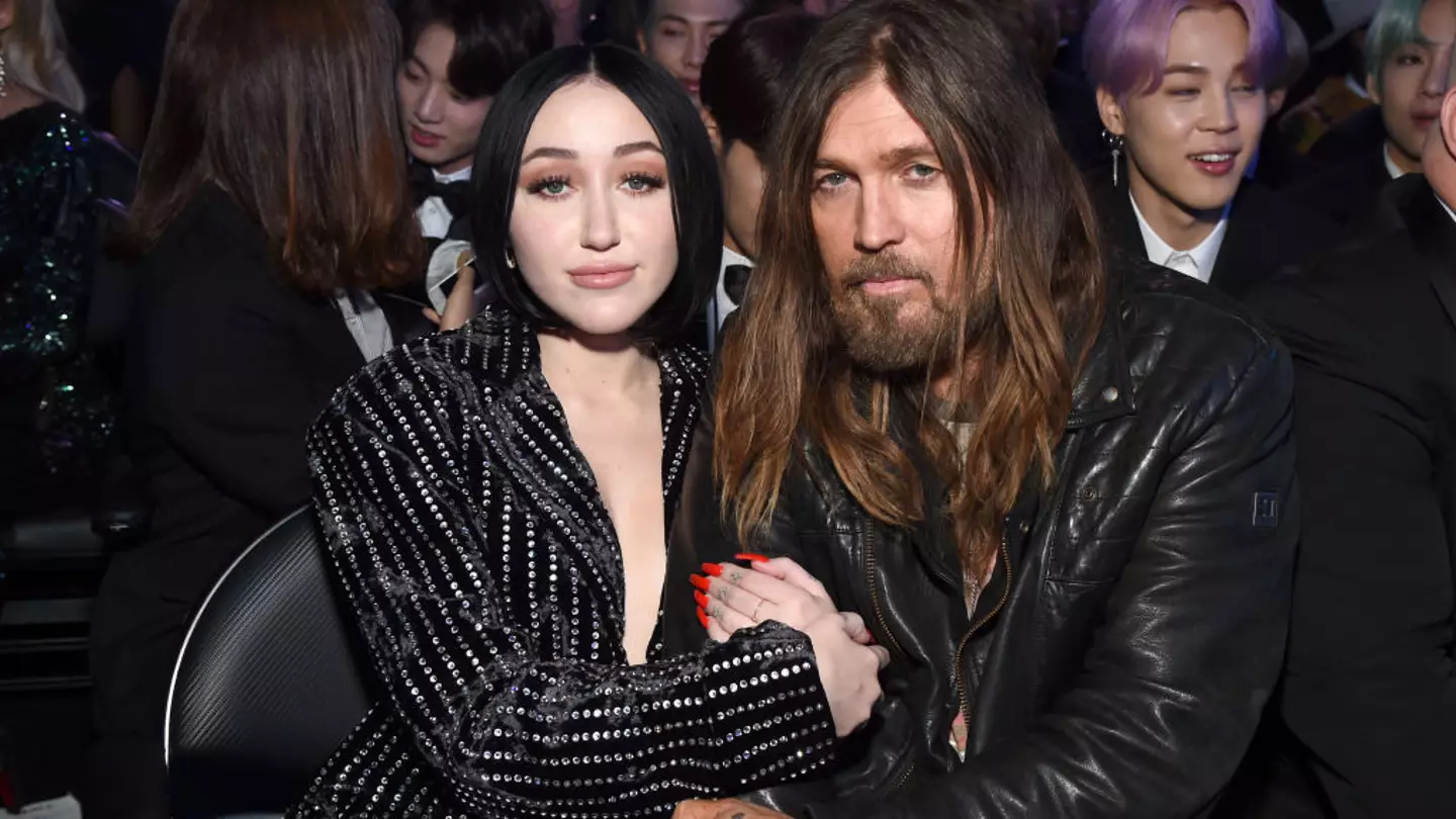 Noah Cyrus shares public message of support to father Billy Ray amid family drama