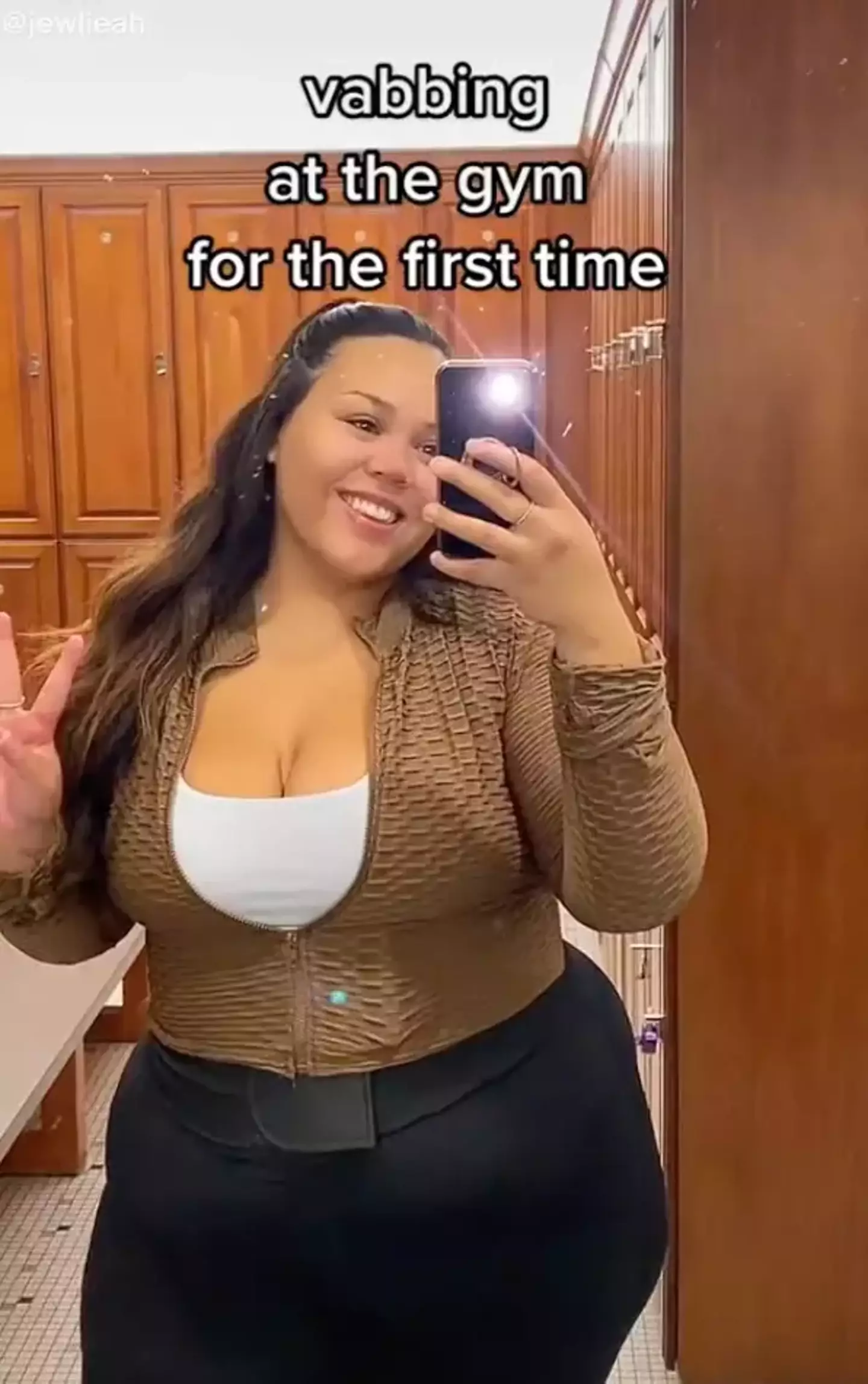 Many TikTokers have joined in on the vabbing trend.