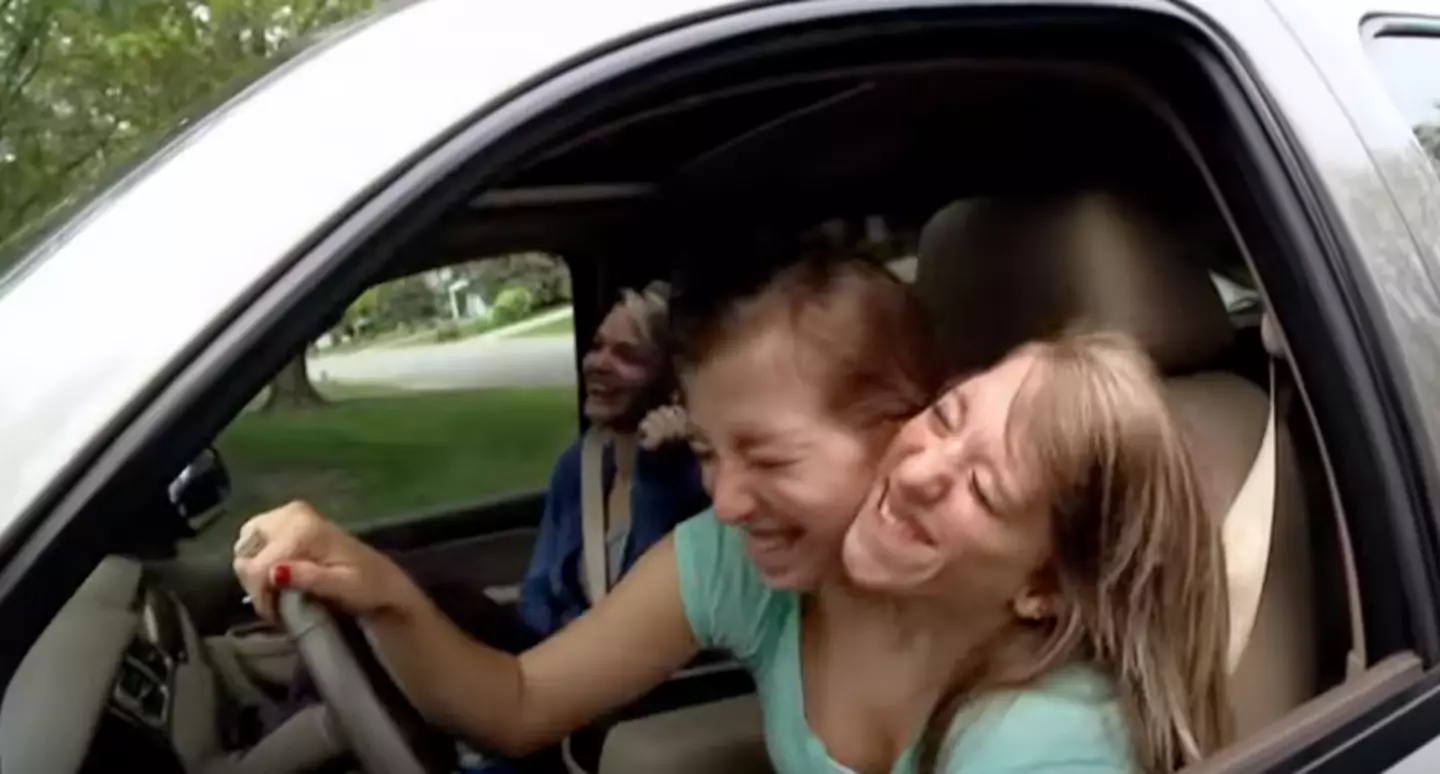 The twins can drive a car together but require separate licences (Origin/YouTube)