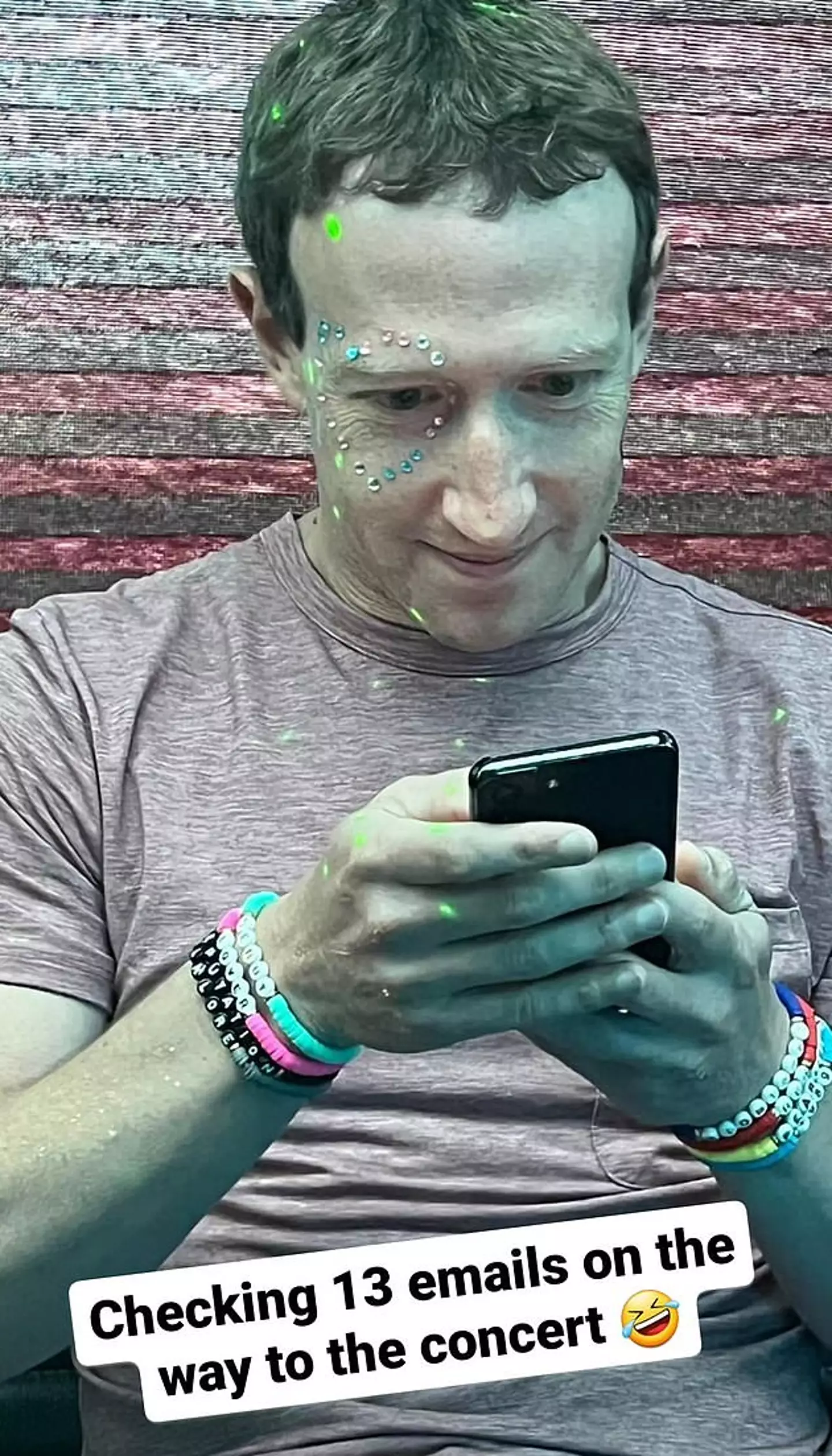 Mark Zuckerberg on his way to show.