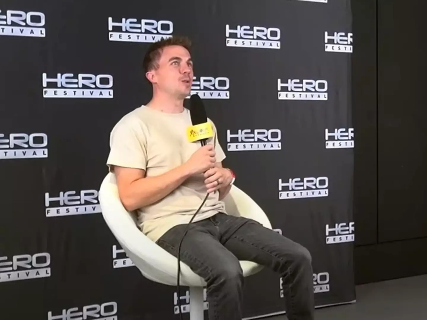 Frankie Muniz says maybe his co-star wanted to 'experience different things'.