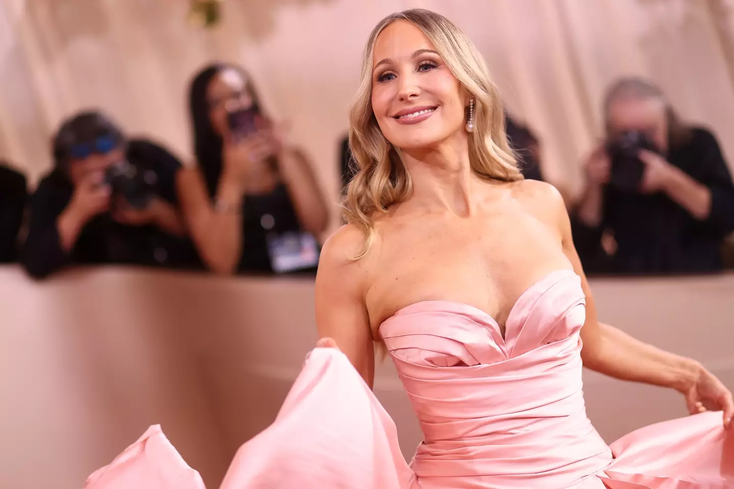 Glaser admitted the DiCaprio joke was a bit cheap (Tommaso Boddi/2026GG/Penske Media via Getty Images)