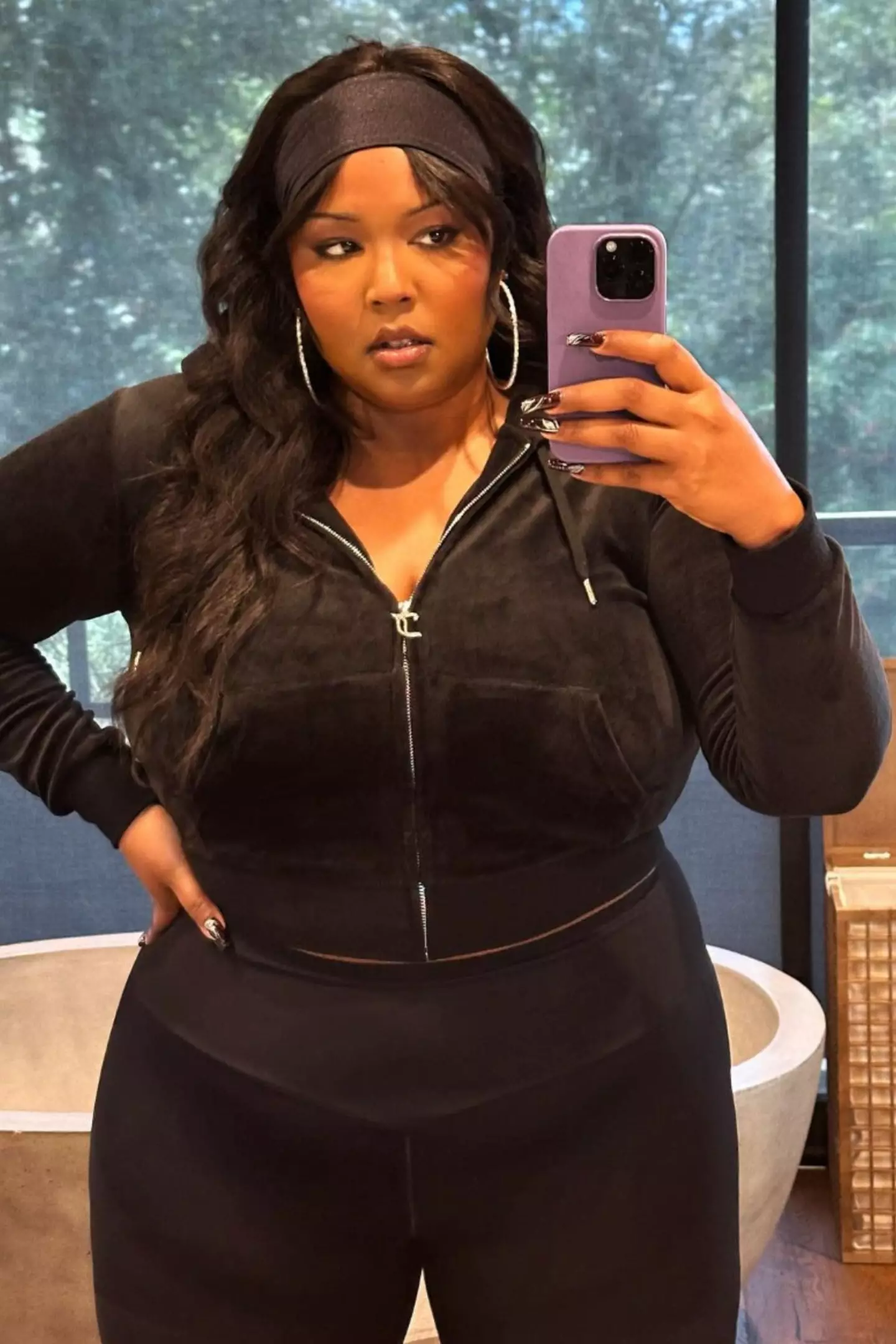 The star previously revealed she'd given up veganism to lose weight (@lizzobeeating/Instagram)