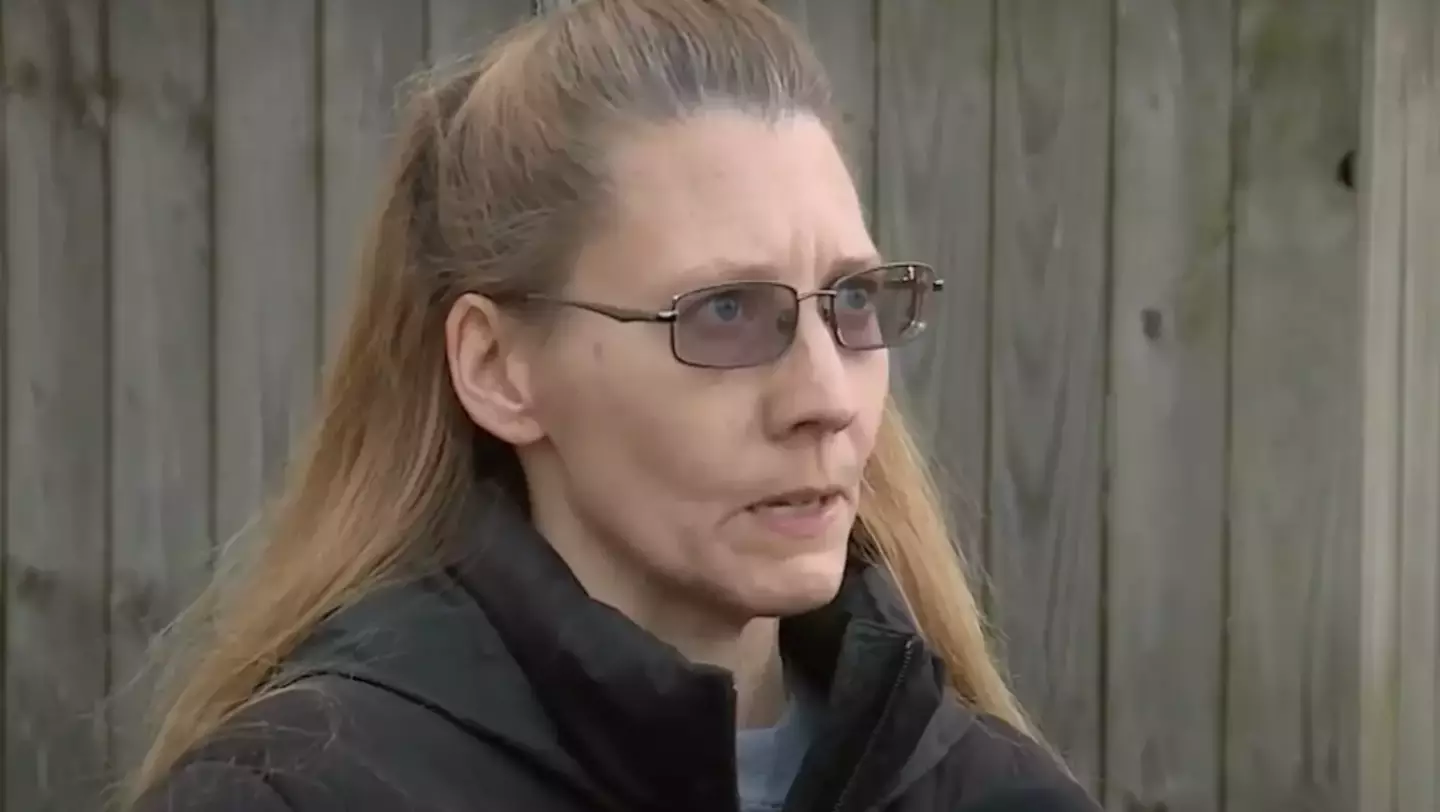 Jennifer discovered a body while trying to find Christmas lights. (Fox 2)