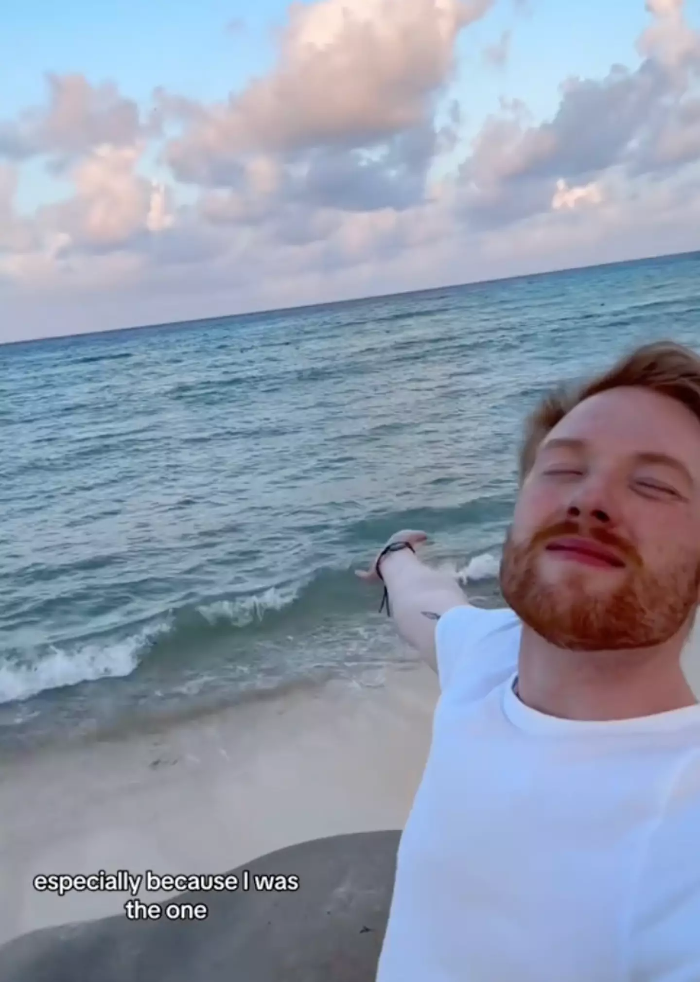Keenan estimated that in normal life, he would spend around $4,100 a month. (ivebentraveling/TikTok)