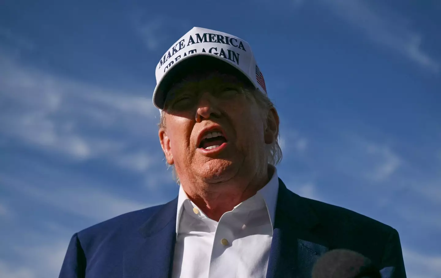 Trump really got his claws out (SAUL LOEB / AFP) (Photo by SAUL LOEB/AFP via Getty Images)