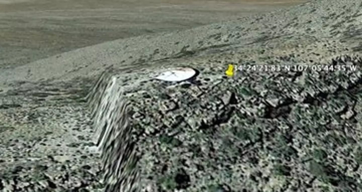 The disc on Google Maps has sparked several conspiracy theories (Google Maps/Twitter/@Ovniologia01)