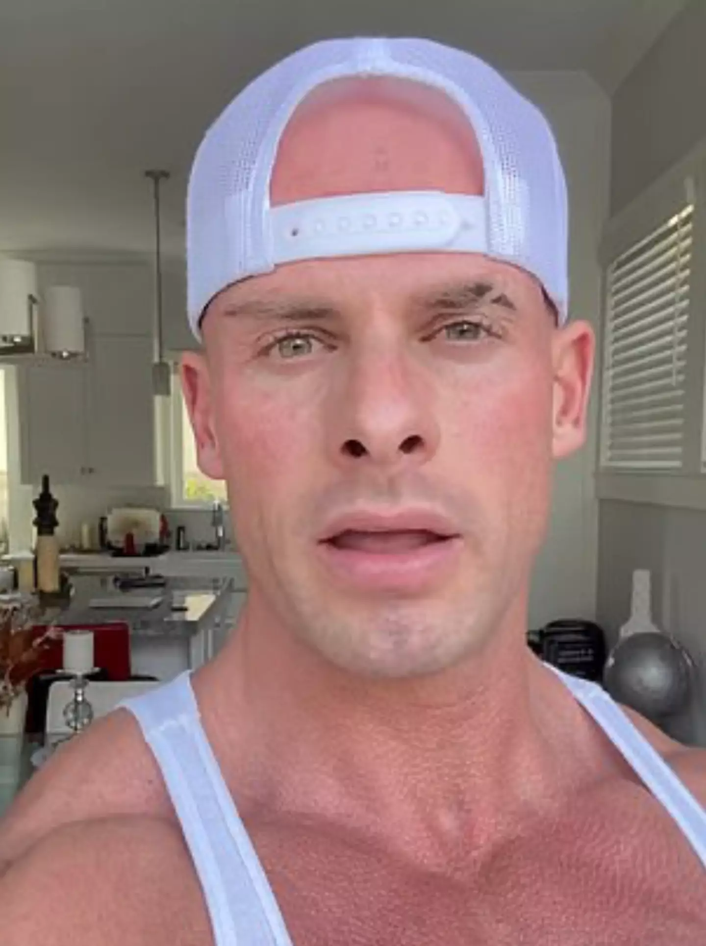 Joey Swolls called out the influencer.