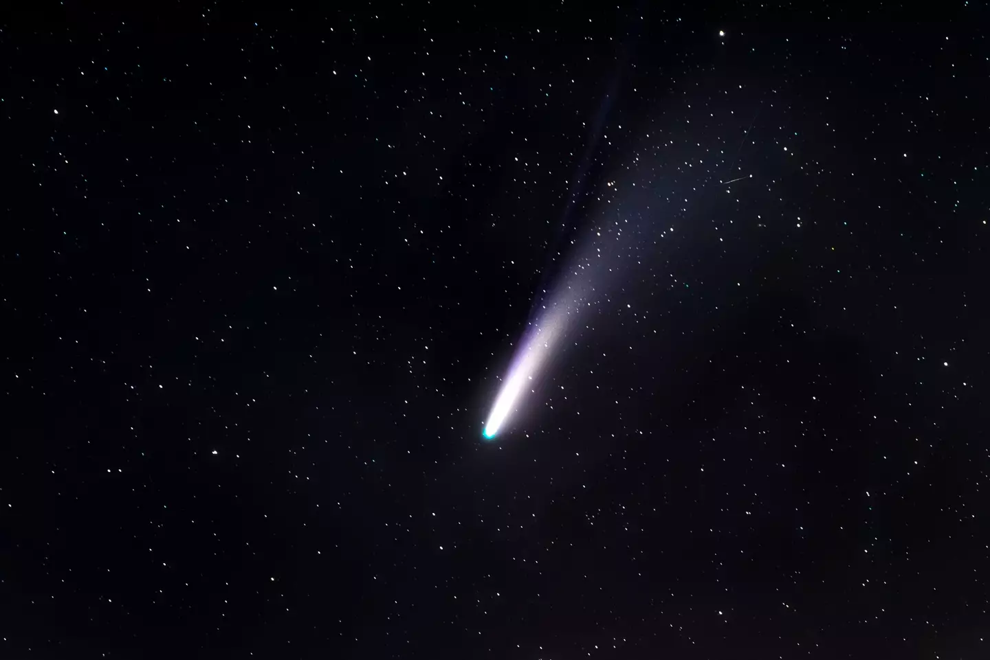 The comet measures 20 miles in diameter.