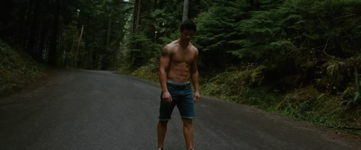 It was a line she was meant to say to Taylor (Summit Distribution)