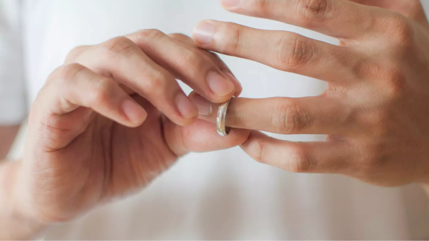 People who have been cheated on warn about one key sign that probably means your partner is being unfaithful