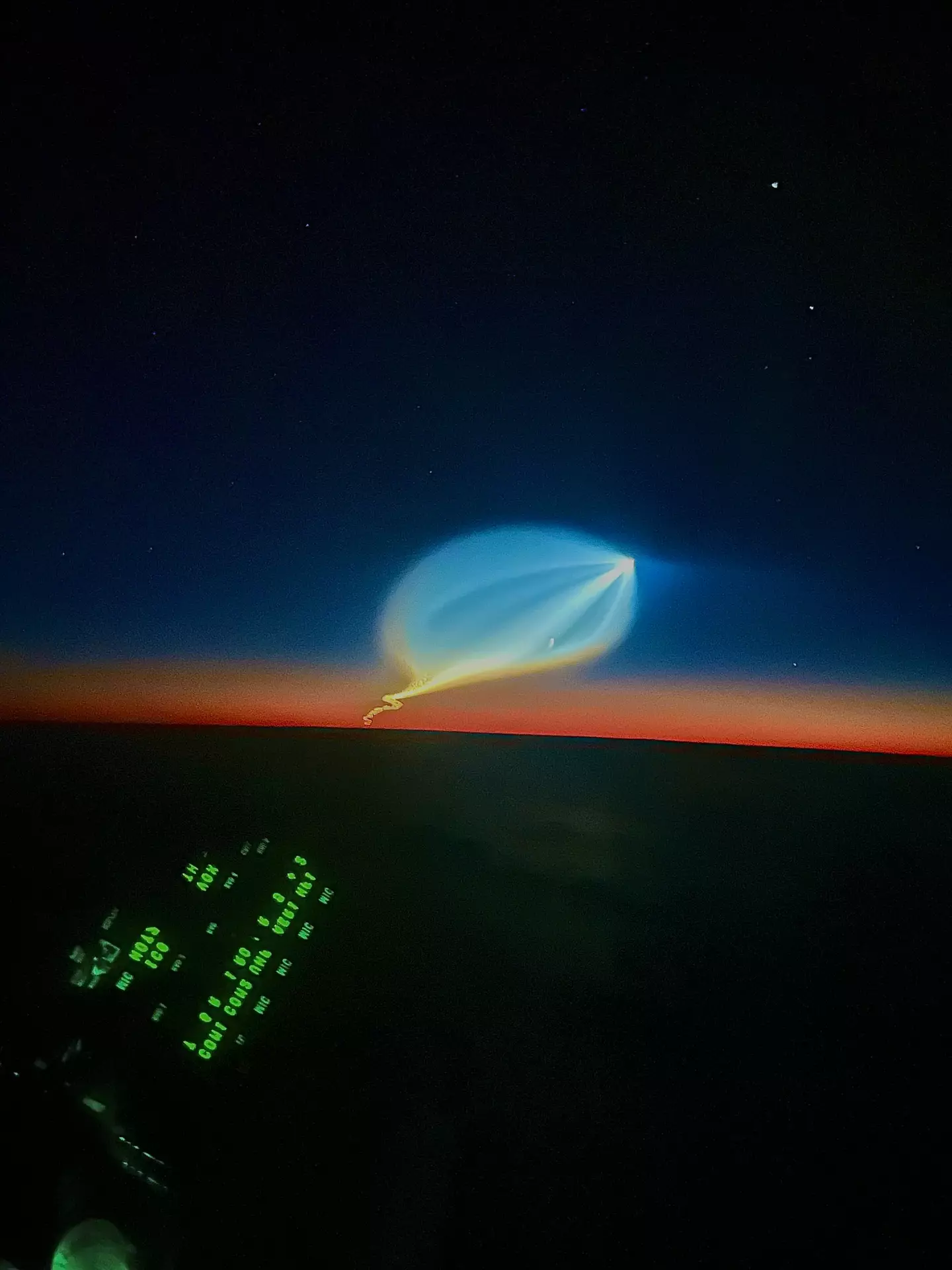 The US Air Force crew grabbed a few snaps of the fascinating light.