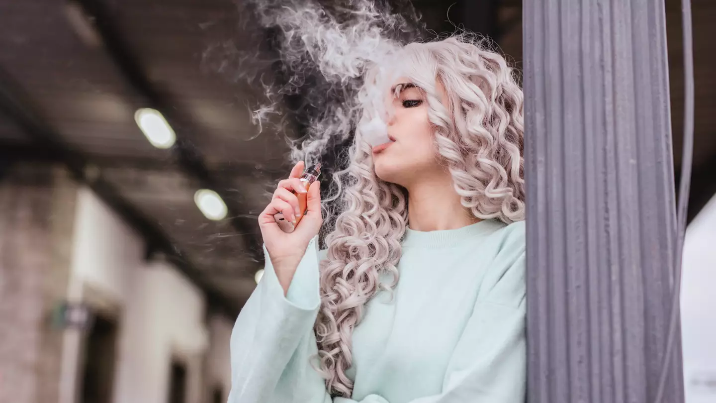 Woman who vaped the equivalent of 100 cigarettes per week decided to quit after reading one thing