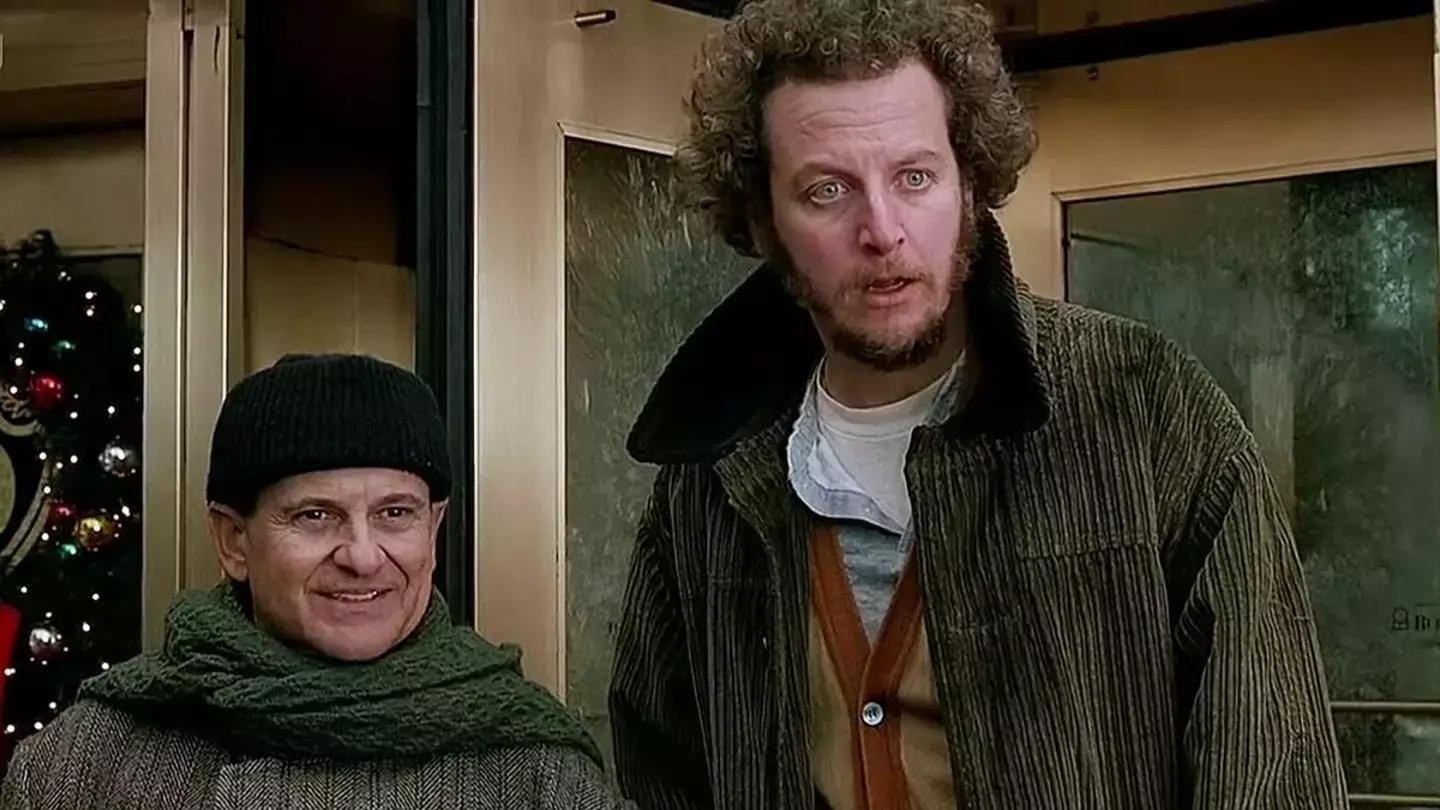 Who doesn't love these burglars (20th Century Fox)