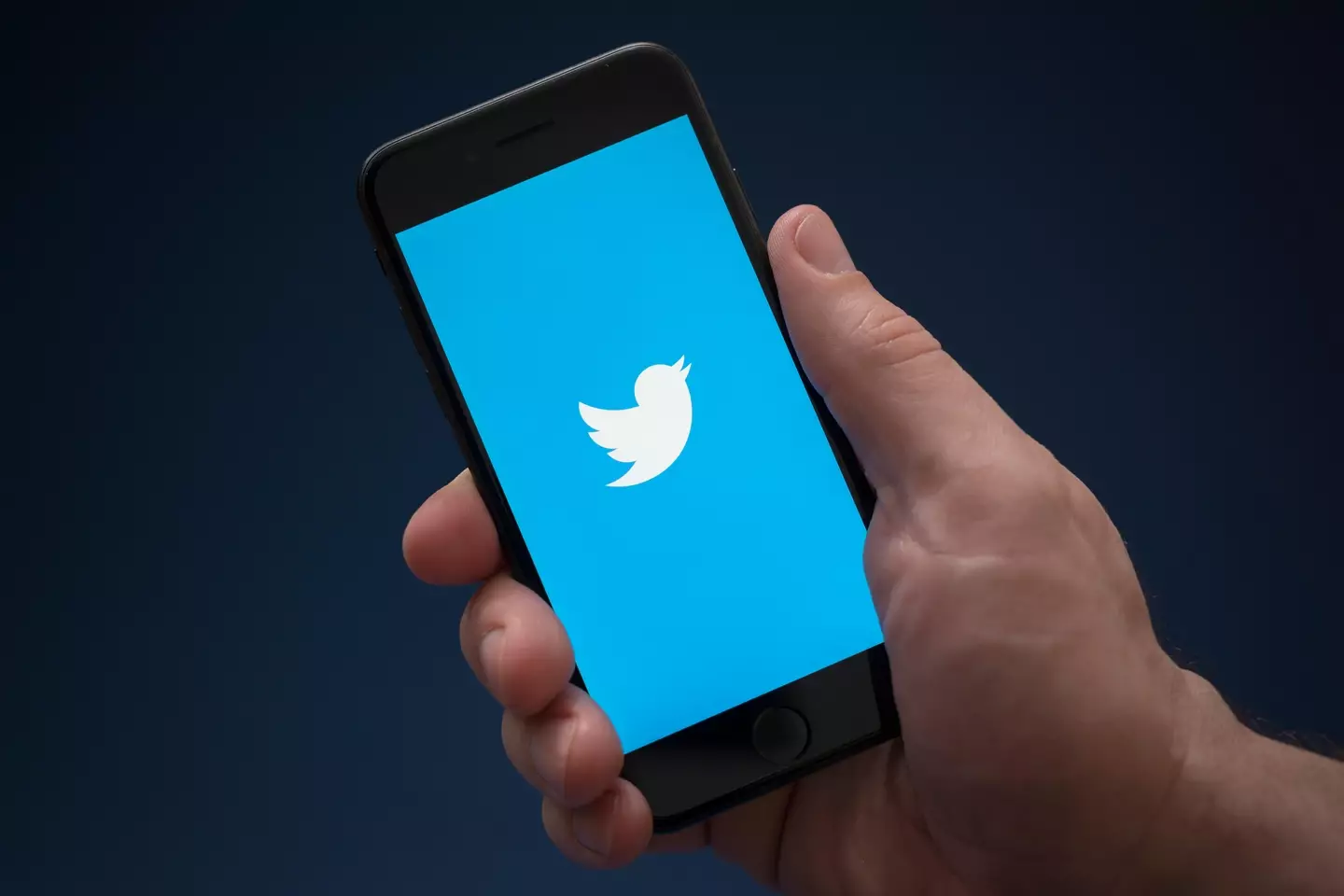 Twitter currently allows 280 characters.