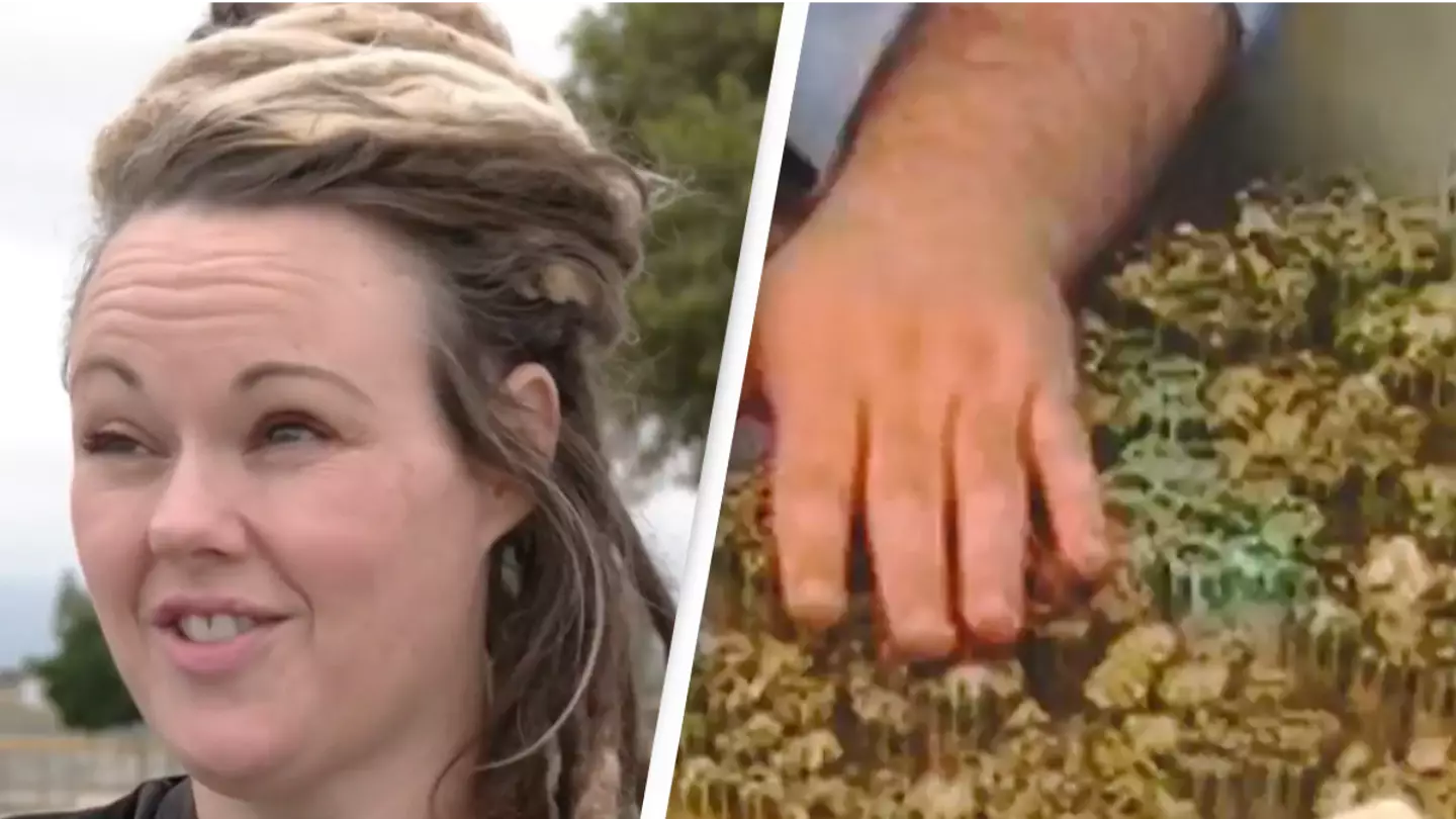 Waitress saves $5,665 in coins to pay for daughter’s graduation trip