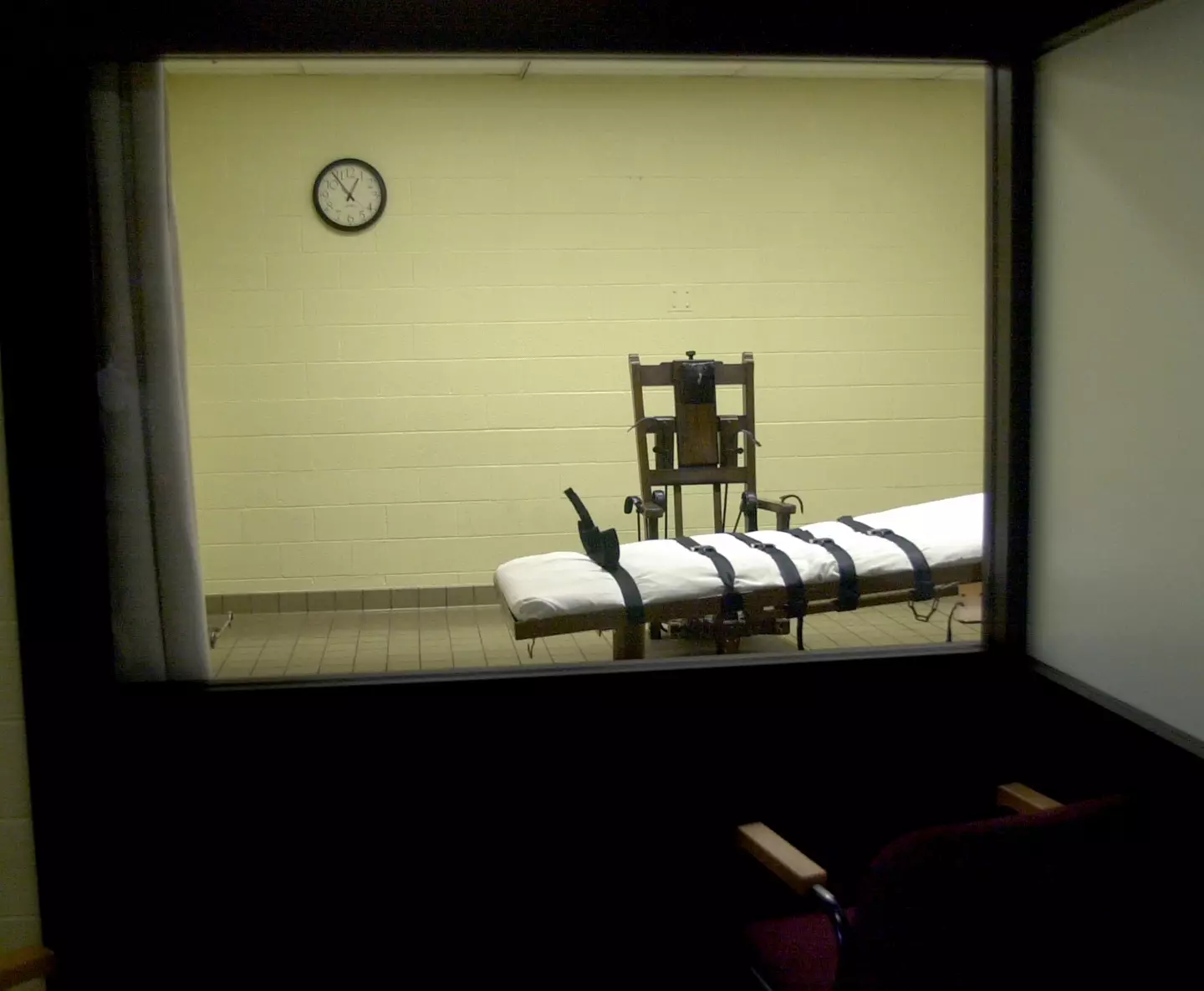 South Carolina gives death row inmates the option to choose their execution method ( Mike Simons/Getty Images)