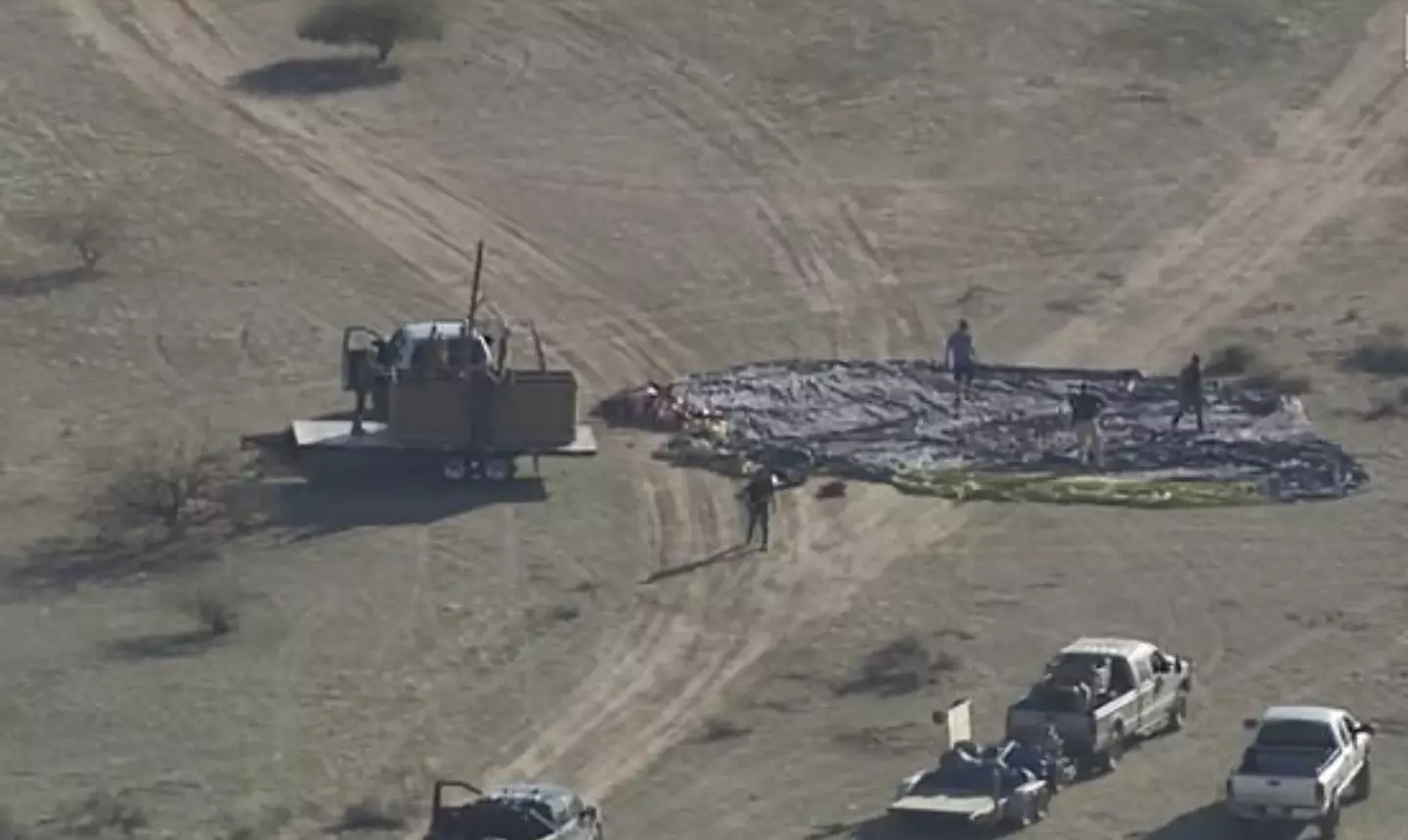The skydivers jumped from the balloon as planned before the crash occured.