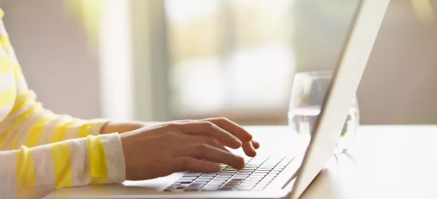 They took to Reddit to spill some secrets (CELINE JANKOWIAK/AFP via Getty Images)