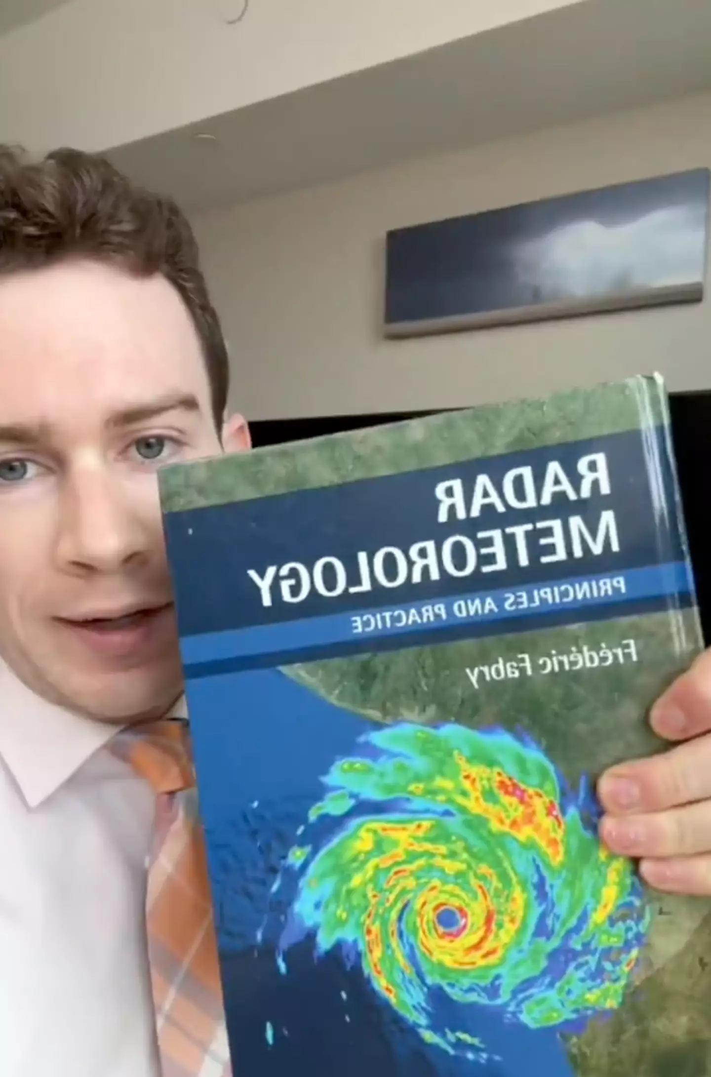 The pro said scientists know the real reason the 'anomaly' happened (Twitter/@MatthewCappucci)