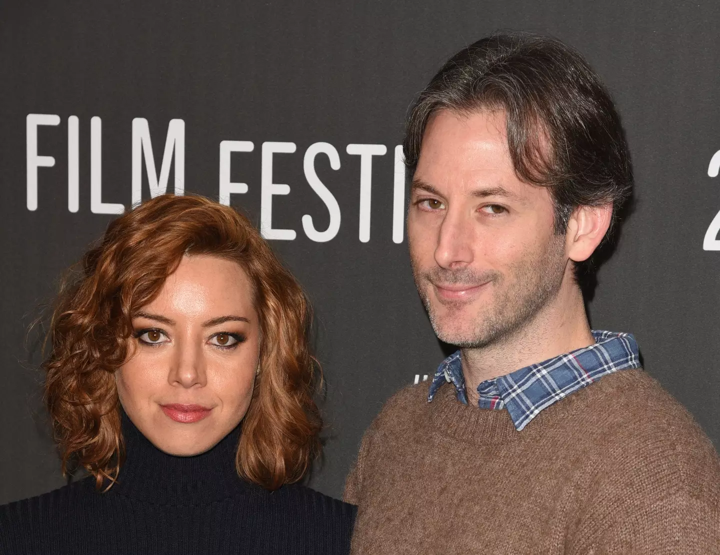 Aubrey Plaza pictured with her late husband Jeff Baena (C Flanigan/FilmMagic)