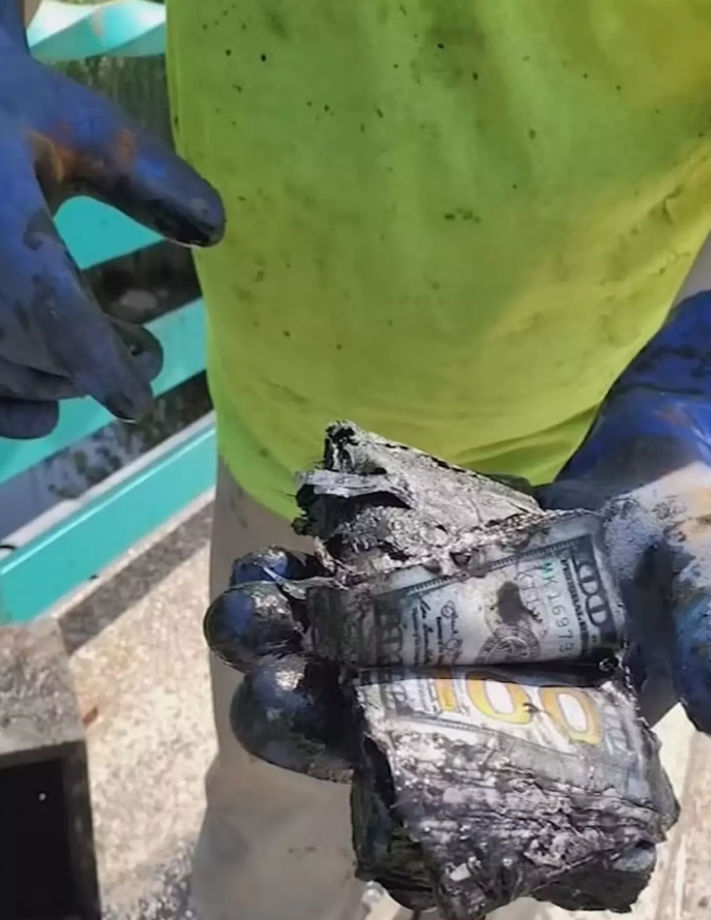 The old safe contained around $100,000 in value. (Spectrum News NY 1)