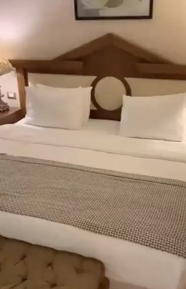 The hotel room actually starts off looking really nice.