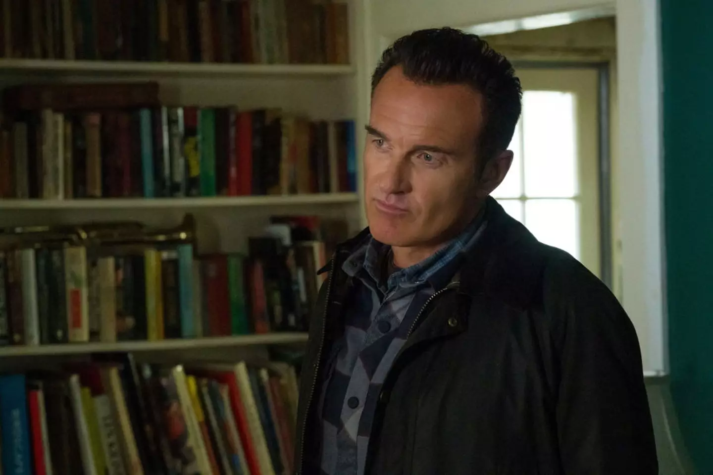 Julian in FBI: Most Wanted (Mark Schäfer/CBS via Getty Images)