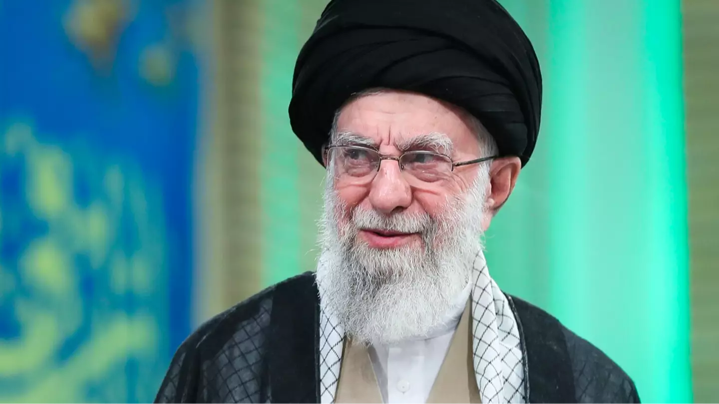 Iranian hackers claim to have stolen 100gb worth of emails connected to Donald Trump and threaten to release them