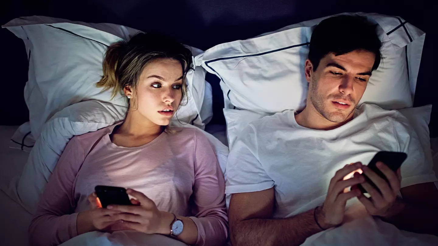 Woman reveals the common apps people use to cheat in relationships and signs to look for