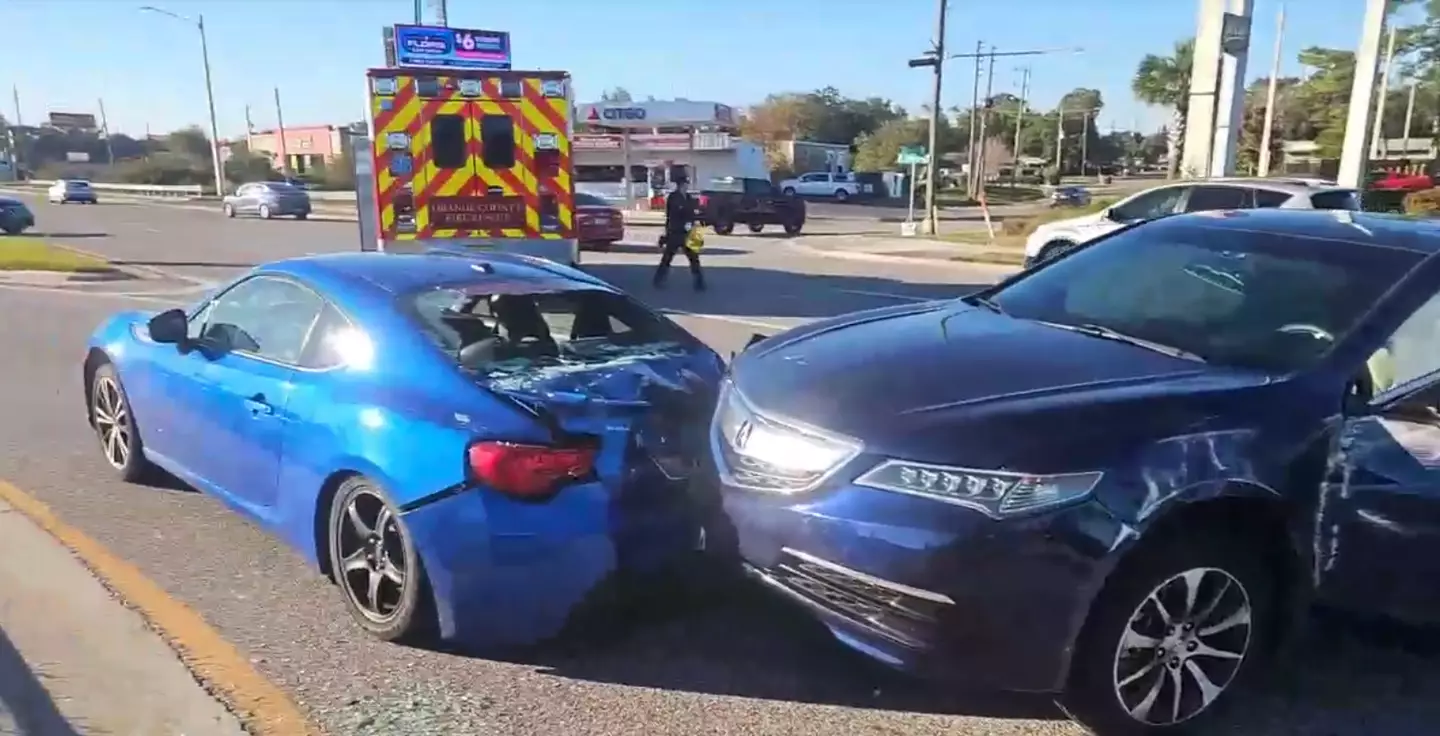 The back of the guy's car was completely destroyed (Kick/CarSnob)