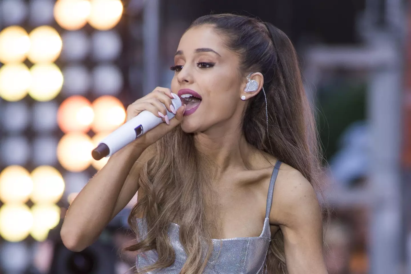 People are incredibly confused by Ariana Grande’s ’new accent’ in