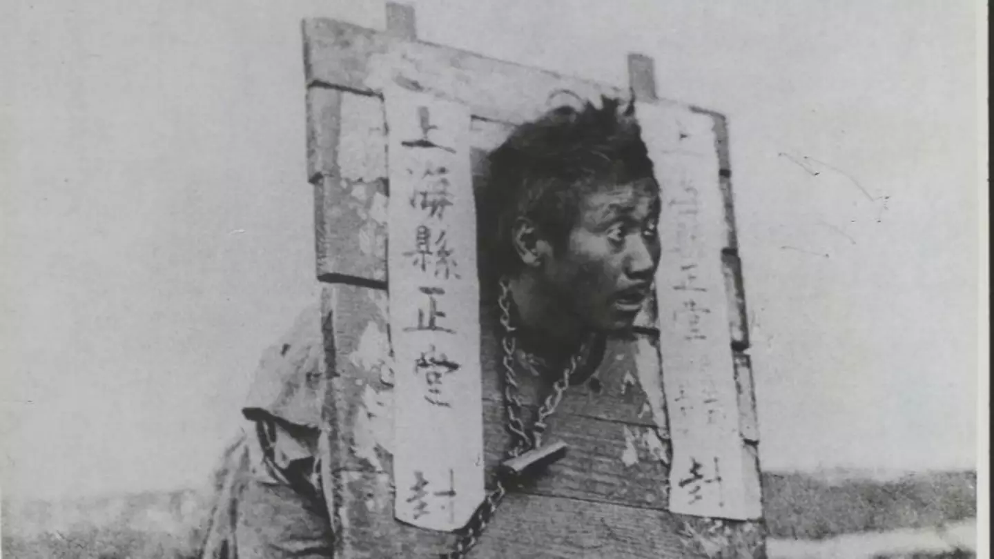 Horrifying photo shows a brutal capital punishment method used in China