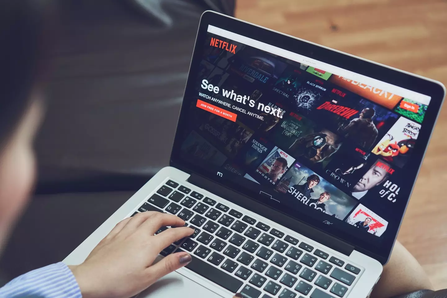 Netflix plans to introduce a cheaper tier of subscription which allows adverts.