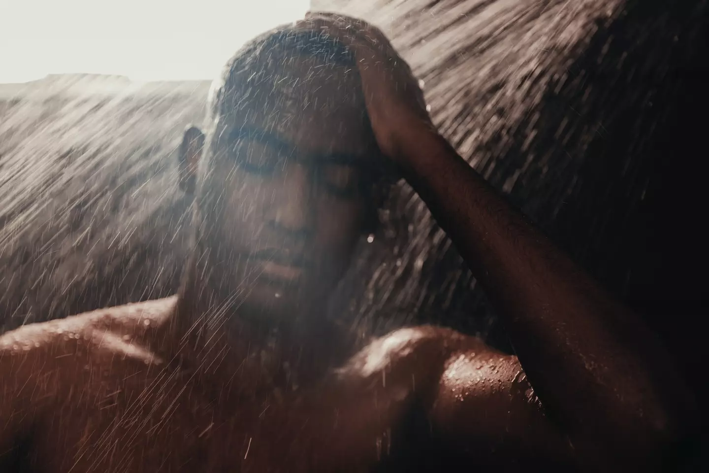 'Dark showers' encourage relaxation (Getty Stock)