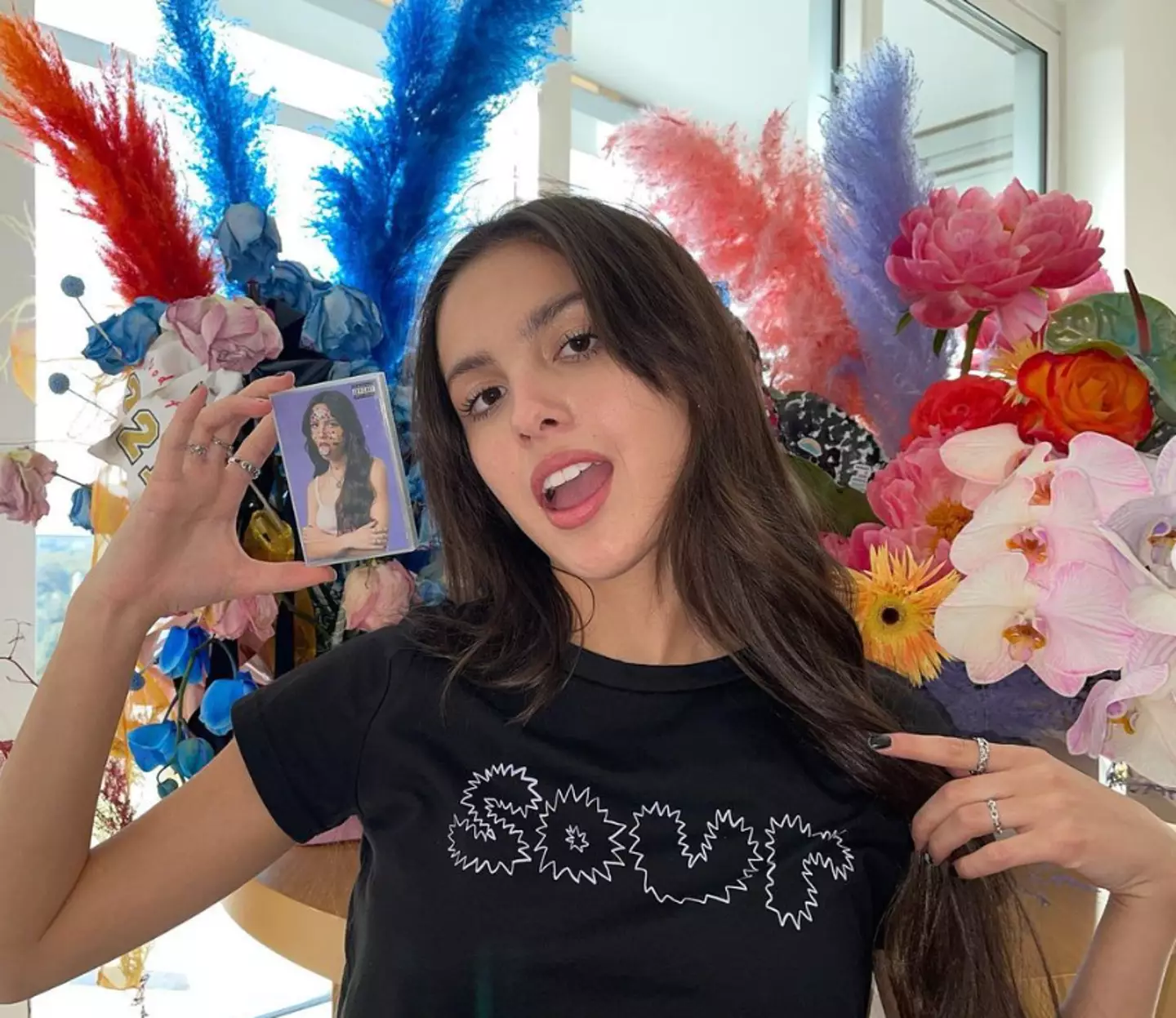 Olivia Rodrigo is reportedly feuding with Taylor Swift.