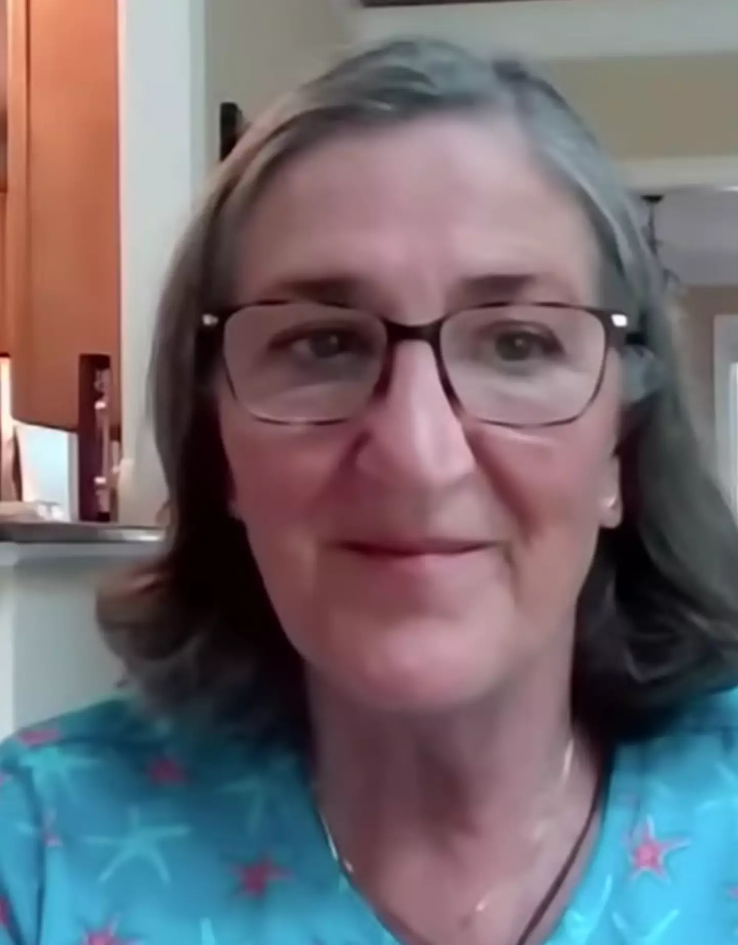 Jane Crummett ate strictly canned fish for three months and it resulted in her shedding 35 pounds (@DoctorBoz/YouTube)