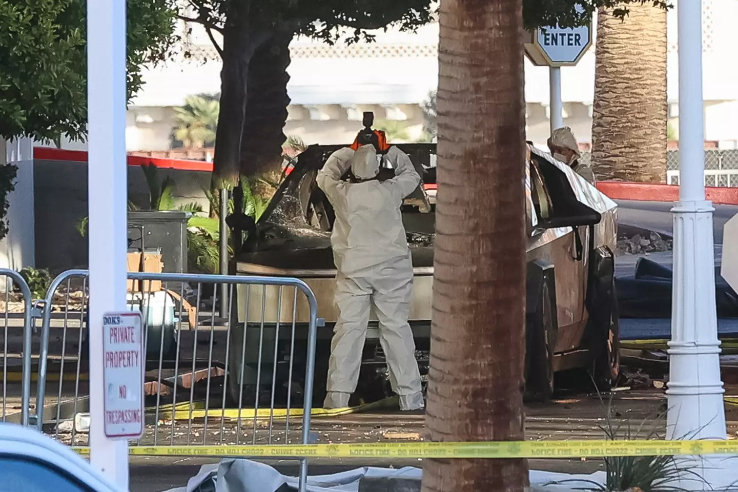 The blast had little impact on the hotel and thankfully, no bystanders were killed (WADE VANDERVORT/AFP via Getty Images)